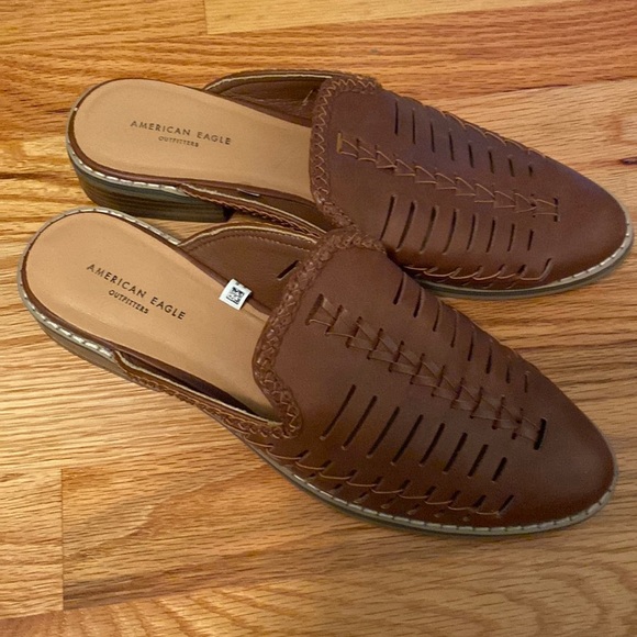 Cute and comfy American eagle shoes. - Picture 1 of 4